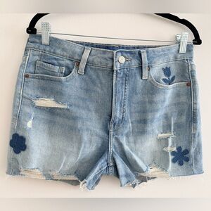 Old Navy Light Blue Distressed Jean Shorts with Floral Patches